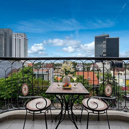 Hotel Del Luna Boutique Дананг Екстериор снимка